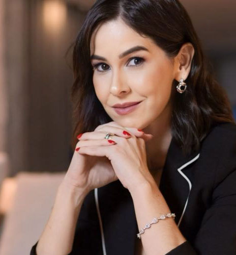 Mila Moura | Palestrante, Mentora e Líder | Grupo W